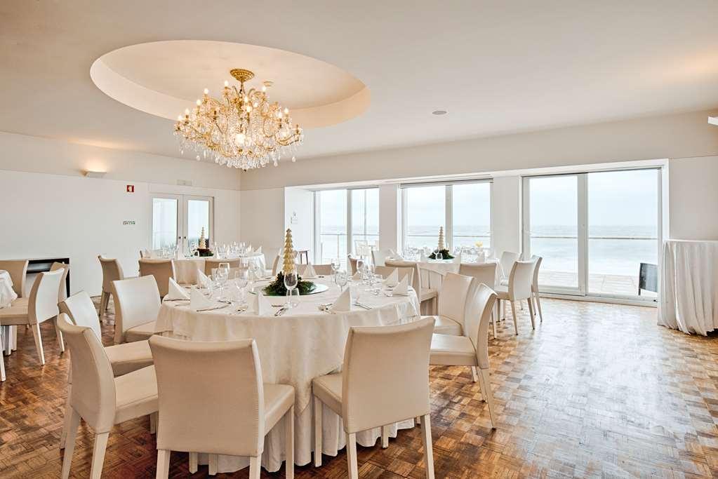 Golden Tulip Porto Gaia Hotel Вила-Нова-ди-Гая Удобства фото