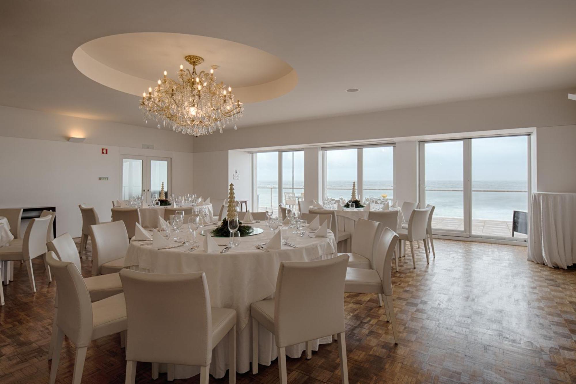 Golden Tulip Porto Gaia Hotel Вила-Нова-ди-Гая Экстерьер фото